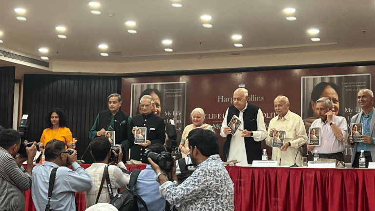 Mohsina Kidwai book launch was all about Shashi Tharoor and Congress coterie