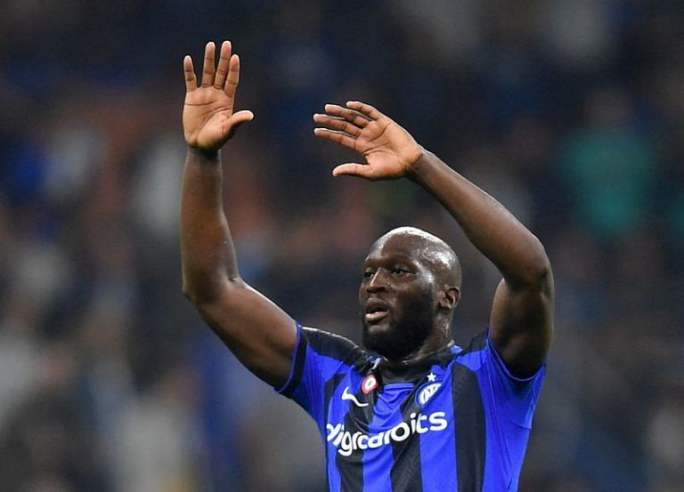 Soccer-Belgium striker Lukaku injured again three weeks before World Cup