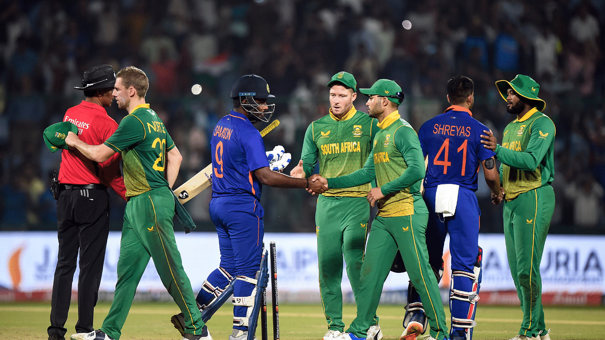 India's Sanju Samson and Shreyas Iyer being greeted by South African players after winning the match at the Arun Jaitley Stadium in Delhi | PTI
