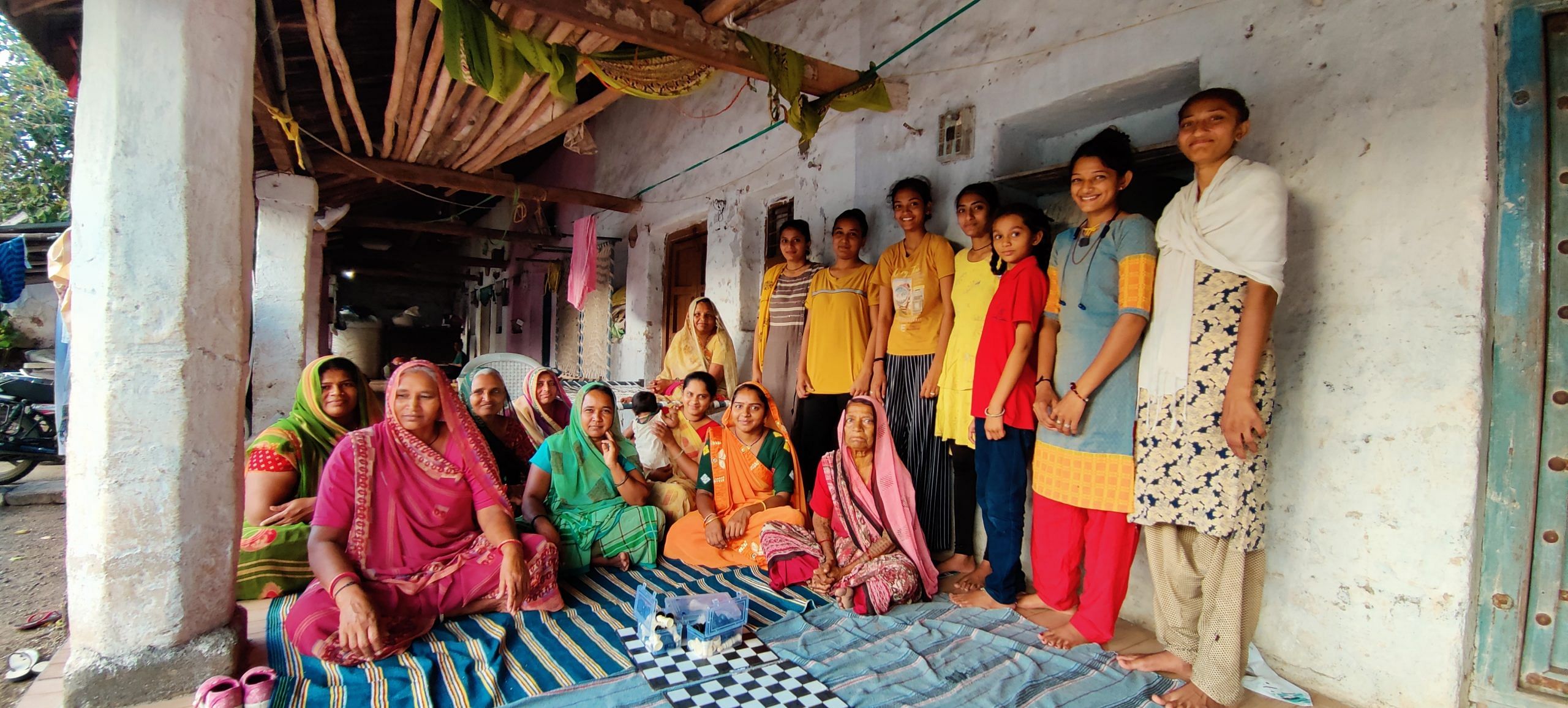 From young girls to newlyweds, everyone plays chess in this village in their free time | Photo: Satendra Singh