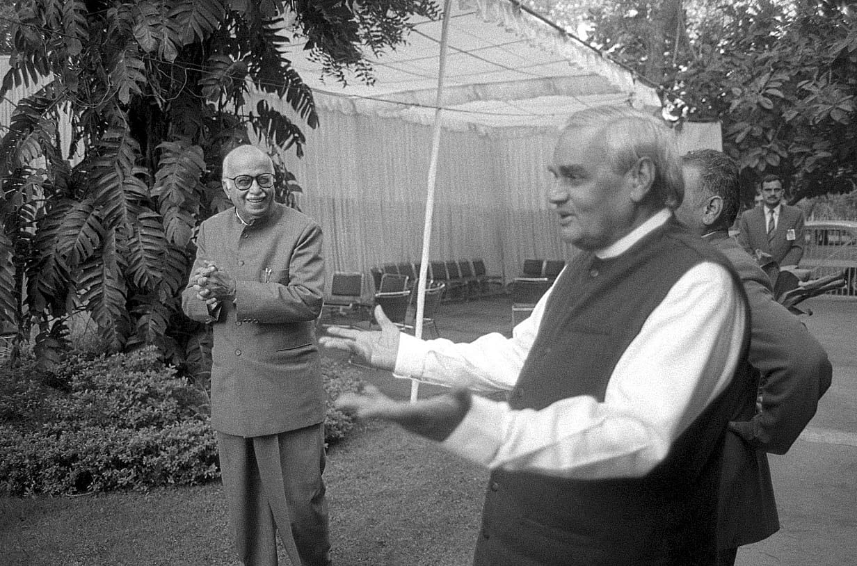 L.K. Advani and Atal Bihari Vajpayee at Advani's house. Then PM Atal Bihari Vajpayee had visited then PM L.K. Advani's house for gol guppas | Photo: Praveen Jain | ThePrint