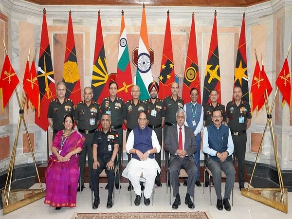 Defence Minister Rajnath Singh interacts with senior leadership of Indian Army 