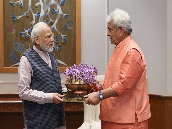 J-K LG Manoj Sinha calls on PM Modi