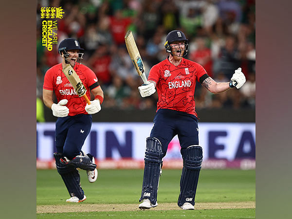 T20 Wc Final Stokes Deserves To Win Player Of The Match In Final Says Sam Curran After Win 6416