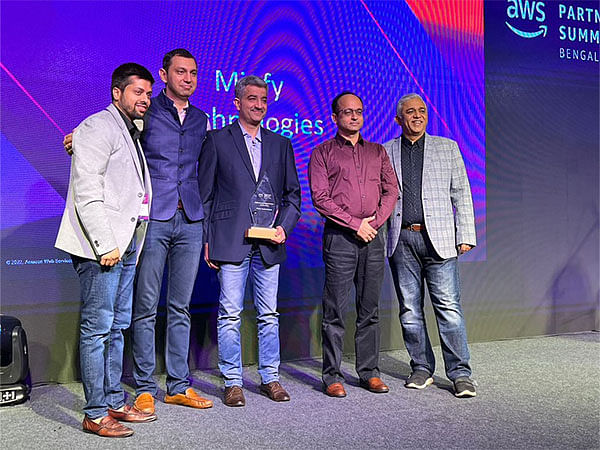 Minfy again wins AWS Consulting Partner of the Year for 2022