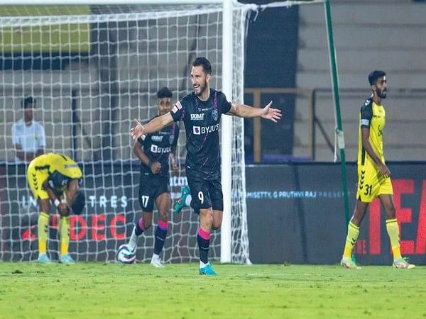 ISL: Kerala Blasters end Hyderabad FC's undefeated run with 1-0 win