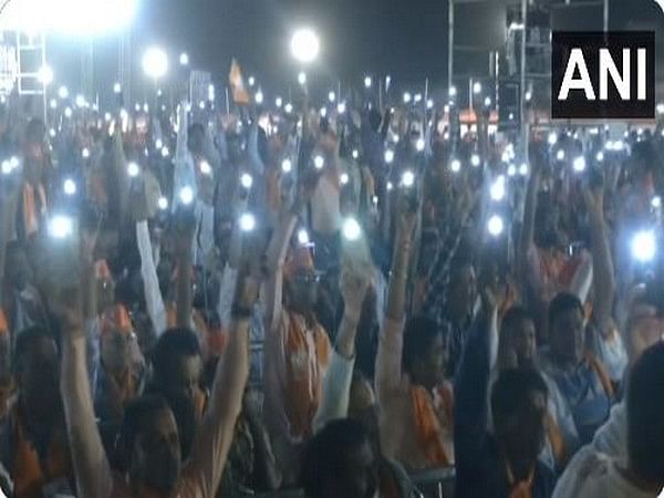 Gujarat polls: Mobile phone flashlights light up PM Modi's rally in Jamnagar 