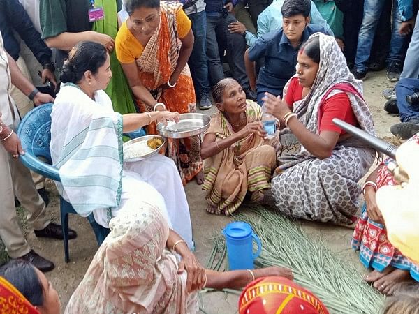 West Bengal: CM Mamata Banerjee makes surprise visit to remote village, interacts with villagers