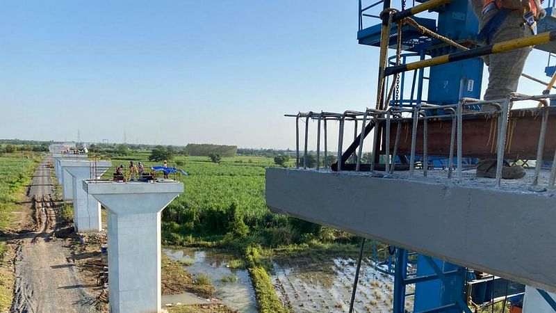 A row of railway piers on the Navsari stretch of the bullet train corridor in Gujarat. Girders will be placed over these piers, after which tracks will be laid for the bullet train | Moushumi Das Gupta | ThePrint