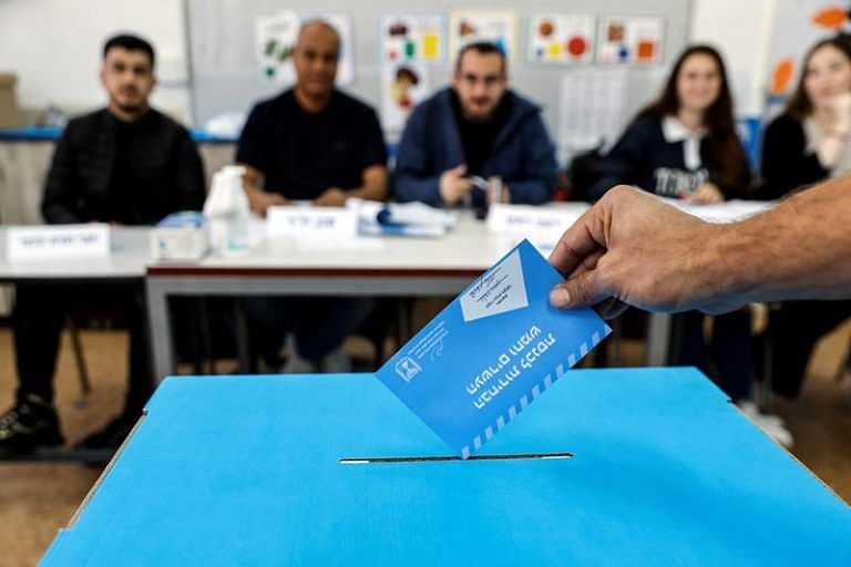 Israel election tightly poised as Netanyahu bids for comeback