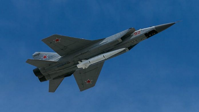 MiG-31K Interceptor Aircraft with AS-24 Killjoy ballistic missile. | Wikimedia commons