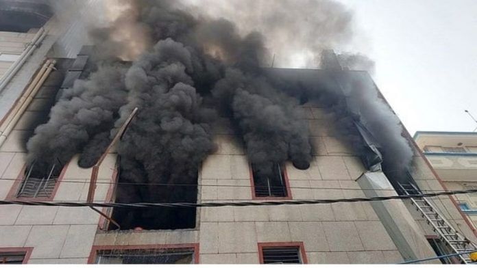 Visual of the factory in Narela that caught fire (Photo/ANI)
