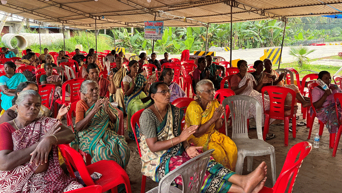 Women from a fishing community attend a protest against the construction of the proposed Vizhinjam Port in Kerala | Photo: Reuters/Munsif Vengattil