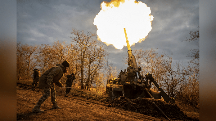 Ukrainian servicemen fire a 2S7 Pion self-propelled gun at a position, as Russia's attack on Ukraine continues, on a frontline in Kherson region | Reuters/Viacheslav Ratynskyi