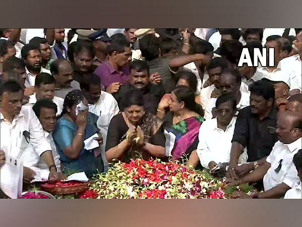 Cadres have total belief in me that I will unite AIADMK: Sasikala