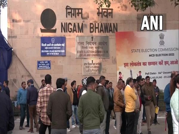 Delhi Civic Polls Results: BJP Maintains Lead Over AAP, Congress In ...