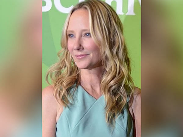 Anne Heche not under influence of 'illicit substances' during car crash
