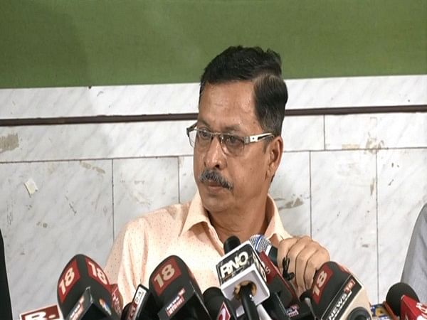 Shraddha's father demands death penalty for Aaftab; seeks restrictions on dating apps