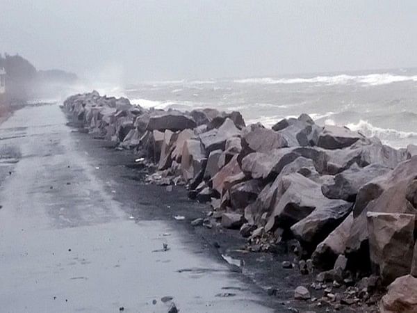 Cyclone Mandous: Kakinada-Uppada road closed for traffic
