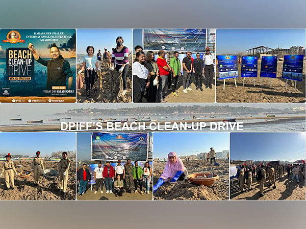 Team DPIFF accomplished Beach Clean-Up Drive with Kailash Kher and Adv. Afroz Shah at Versova Beach, Mumbai
