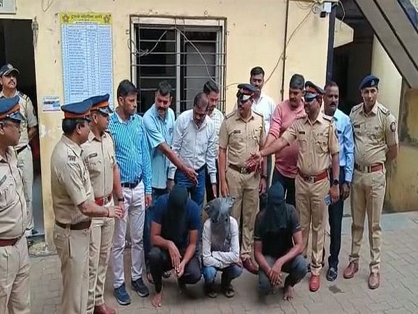 Police arrest 3 including 2 GRP constables in gold theft case in Mumbai ...