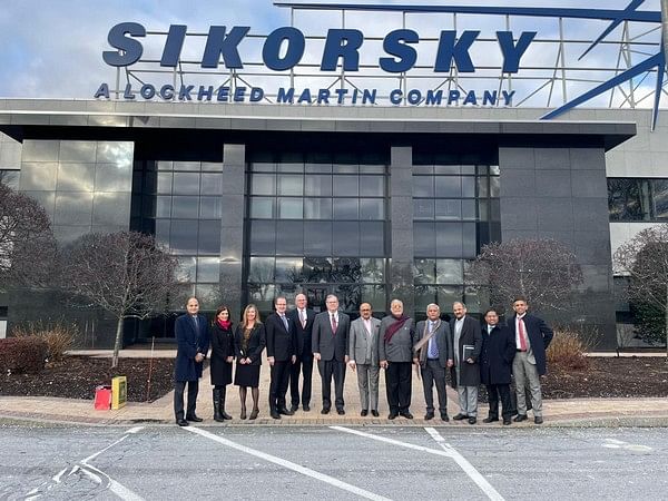 UP delegation visits Sikorsky's main plant in Connecticut, invites them to Global Investors Summit 
