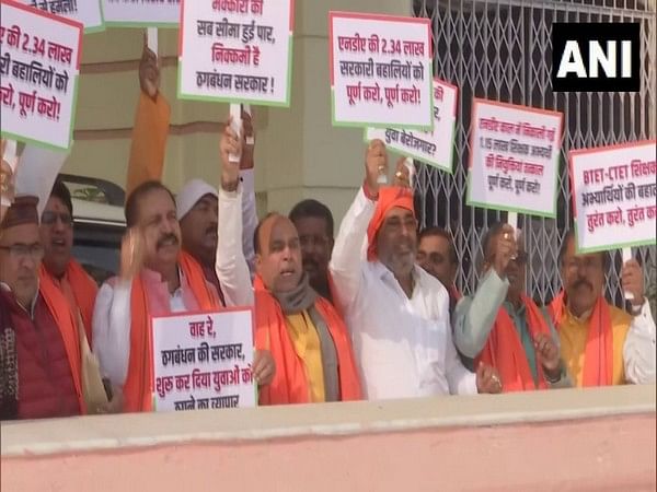 Bihar winter session: BJP stages protest against Mahagathbandhan govt over law and order, unemployment