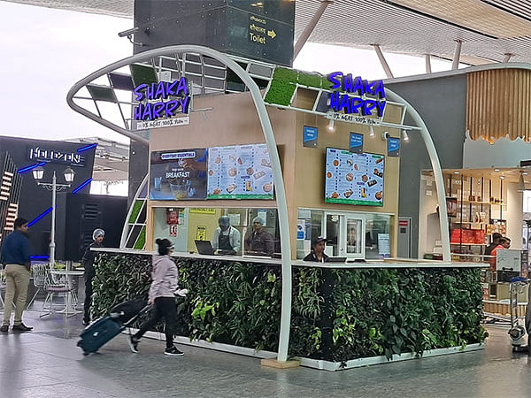 MS Dhoni backed Shaka Harry to be the first plant-based meat brand to open an experience outlet at Bengaluru International Airport