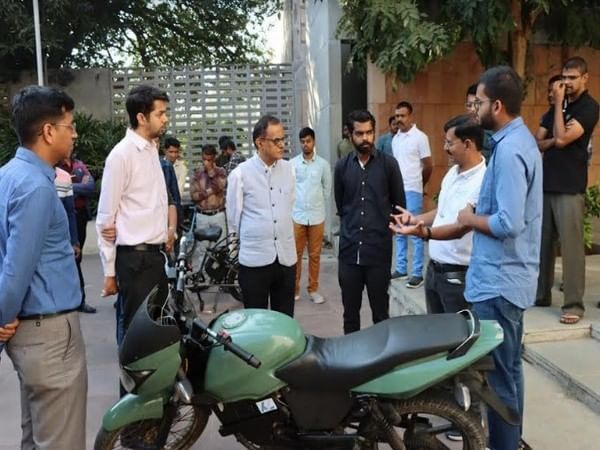 The Principal Scientific Advisor to the Government of India visits the iCreate campus