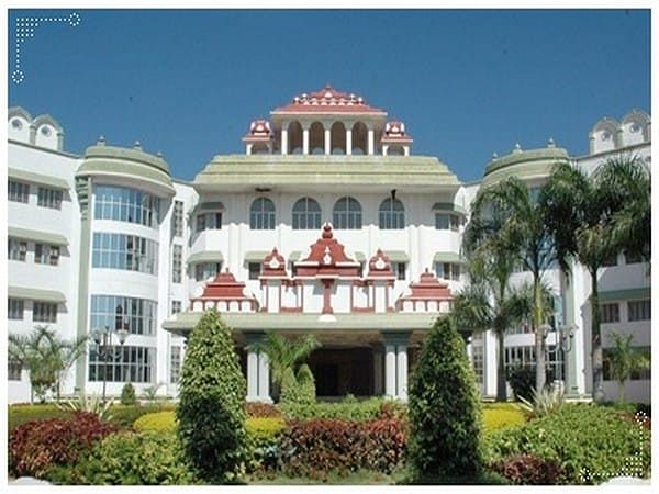 Madras HC directs State government to promote Tamil language