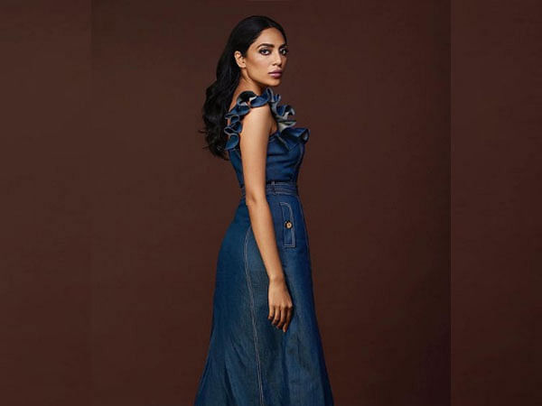 Sobhita Dhulipala starts dubbing for 'Made in Heaven 2' Sobhita Dhulipala starts dubbing for 'Made in Heaven 2'