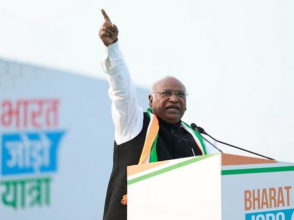 Cong prez Mallikarjun Kharge lashes out at BJP, accuses it of cheating Indians
