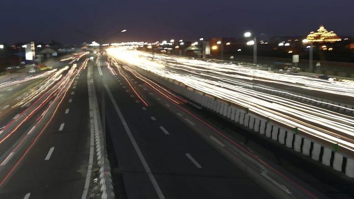 A view of the Delhi-Meerut expressway, which was announced in 2006 and completed in 2018 | Commons/Divyendu Raj Sharma (CC BY-SA 4.0)