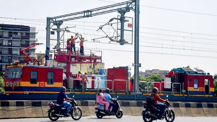 Electric cable work of the Mumbai Metro Line 3 in progress near Andheri flyover in Mumbai | Credit: ANI Photo