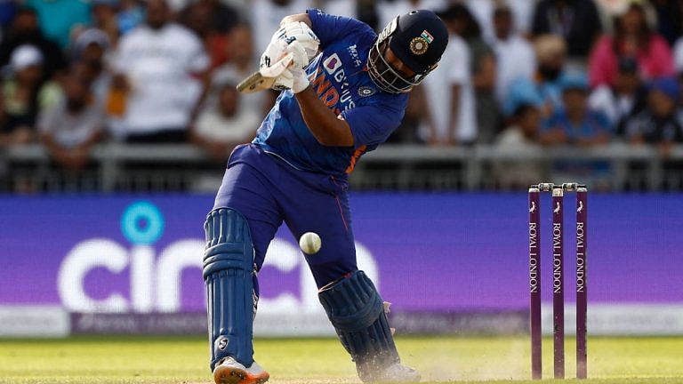 Wicketkeeper Rishabh Pant injured in car crash in Uttarakhand