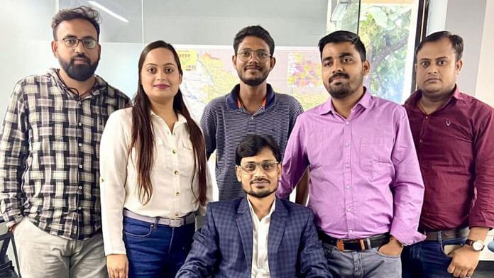 Dilkhush Kumar ( centre) with his team of Rodbez | Special Arrangement