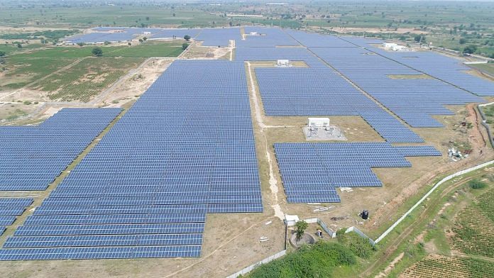 Solar power plant in Telangana. | Wikimedia Commons
