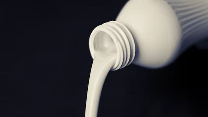 Breast milk sales picking up in India. Is it dairy or Ayurveda? Two companies in Bengaluru and Mohali have been quick off the blocks in producing and selling mother's milk. Breast milk sales picking up in India. Is it dairy or Ayurveda? Two companies in Bengaluru and Mohali have been quick off the blocks in producing and selling mother's milk.