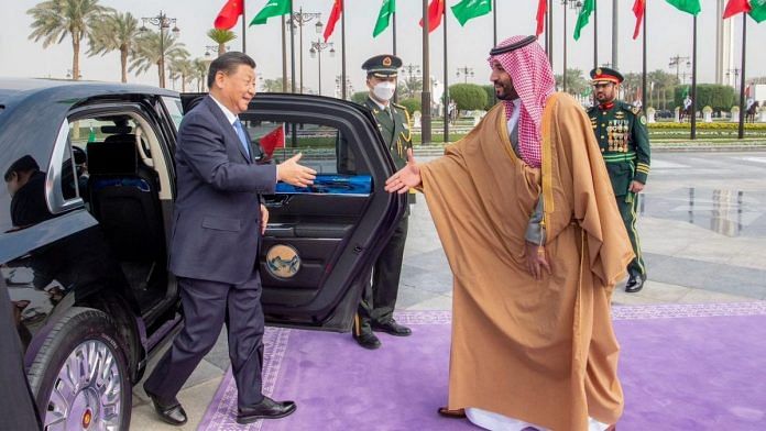 Saudi Crown Prince Mohammed Bin Salman welcomes Chinese President Xi Jinping in Riyadh, on 8 December 2022 | Saudi Press Agency/Handout via Reuters