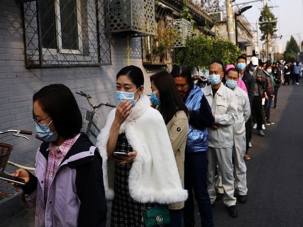 China: Amid rise in COVID-19 cases, hospitals cancel New Year holiday