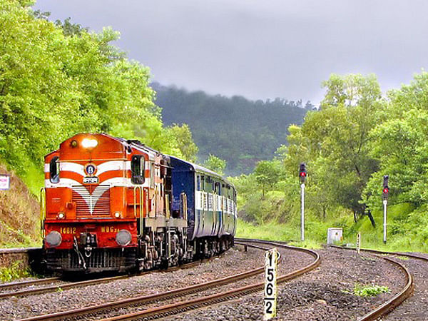 Indian Railway to introduce Hydrogen Power Trains on its heritage roots 