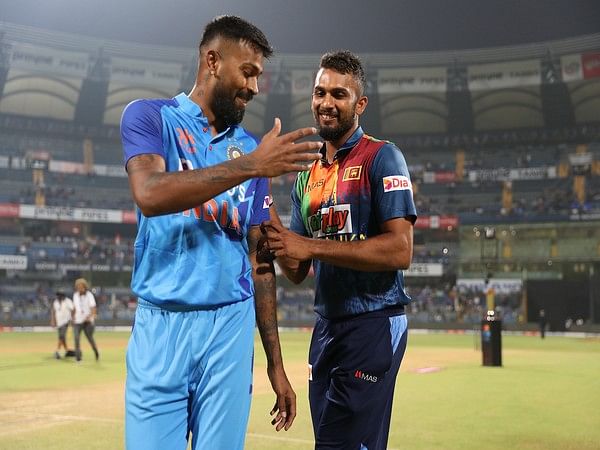 India wins toss elect to field against SL in 2nd T20I, Rahul Tripathi makes debut 