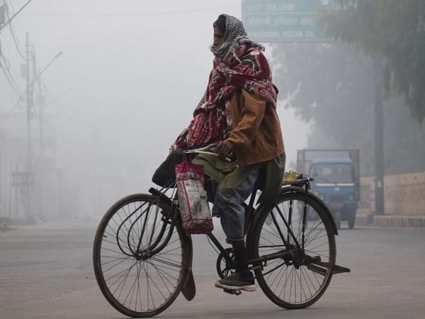 Emergency cases for heart attacks, high blood pressure, brain strokes spiked in Delhi NCR: Top Experts Emergency cases for heart attacks, high blood pressure, brain strokes spiked in Delhi NCR: Top Experts