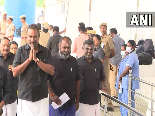AIADMK MLAs reach TN Assembly in black shirts but OPS arrives in whites