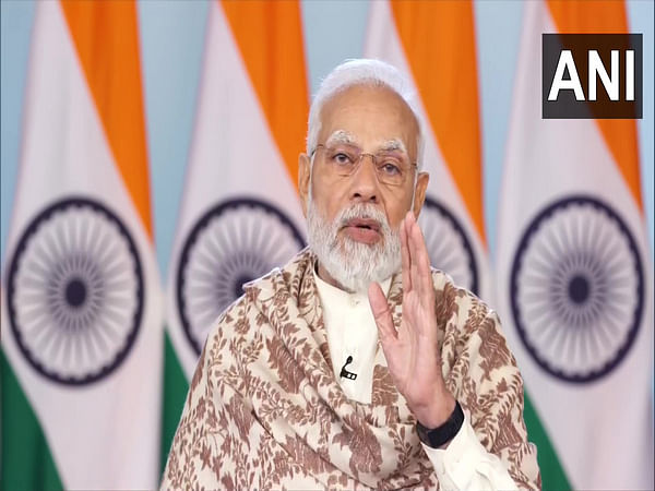 India can't be defined in words, can only be experienced from heart: PM Modi
