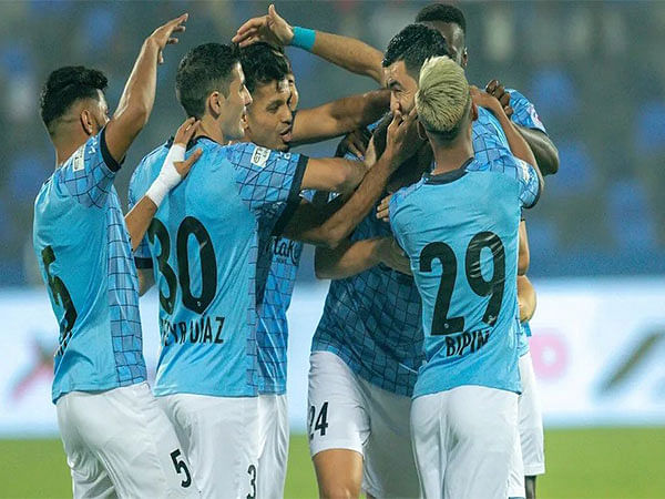 ISL: Mumbai City FC clinch commanding 4-0 victory against NorthEast United FC 