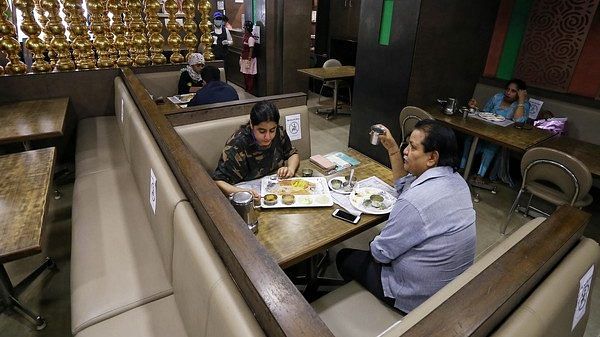 43% Indians being forced to pay restaurant service charge, only 9% get it waived, says survey