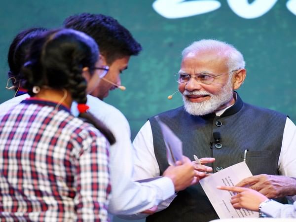Nationwide painting competition to be organised in 500 Kendriya Vidyalayas on 'Parakram Diwas'