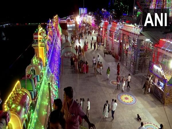 TN: Palani Dhandayuthapani Swamy Temple lights up on Kumbabhishekam