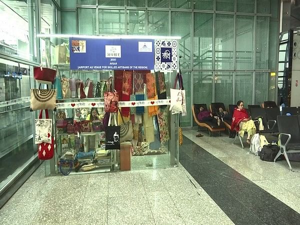 Airports Authority of India encouraging local artisans through AVSAR scheme
